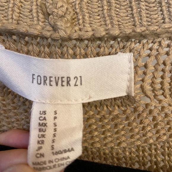 Forever 21 Cardigan - Picture 2 of 2